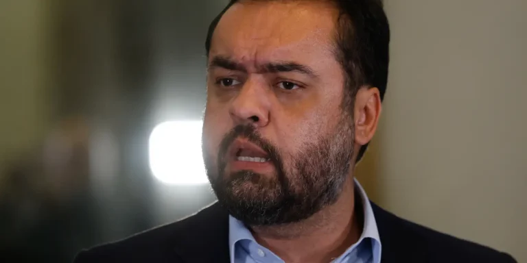 Castro pede mais apoio federal; governo diz que não recebeu pedido