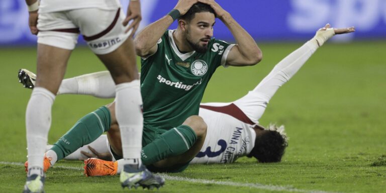 Palmeiras sente altitude de Quito, joga mal e perde de 3 a 0 para LDU