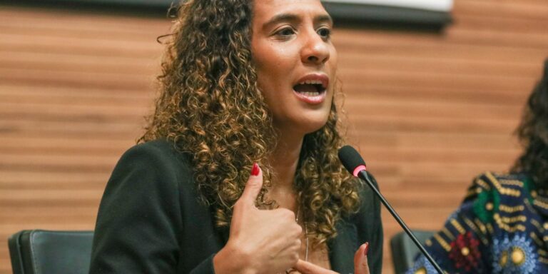 Expectativa é que mulheres sejam ouvidas, diz Anielle sobre marcha