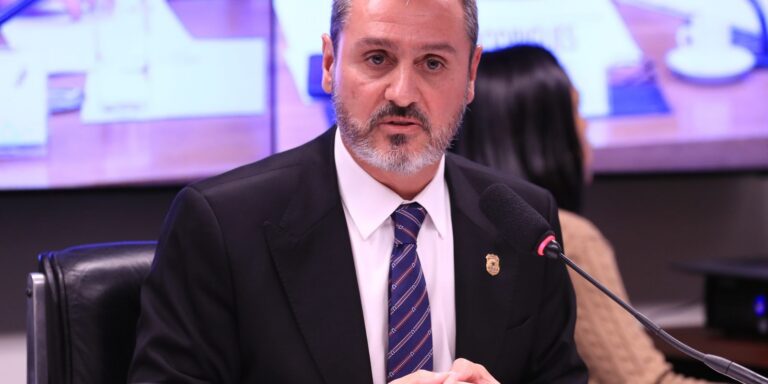 Caso Marielle seria inviável de apurar sem autonomia da PF, diz Andrei