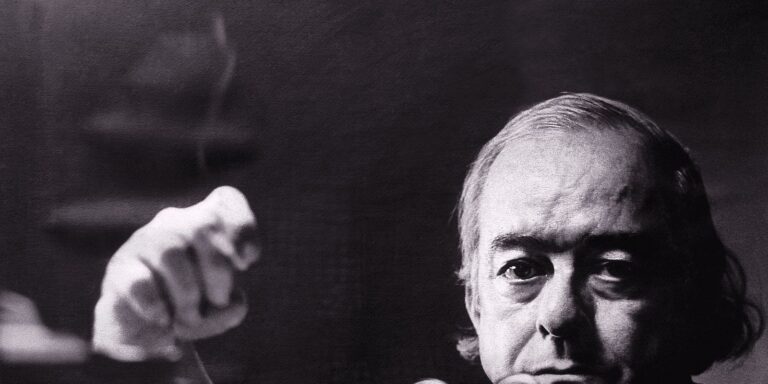 Rádio Nacional: Roda de Samba traz Vinicius de Moraes em vários papeis