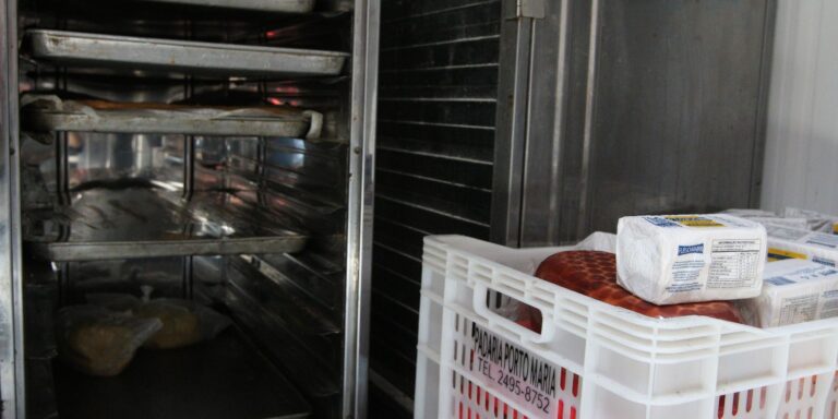 Bares, hotéis e restaurantes sofrem graves perdas com apagão em SP