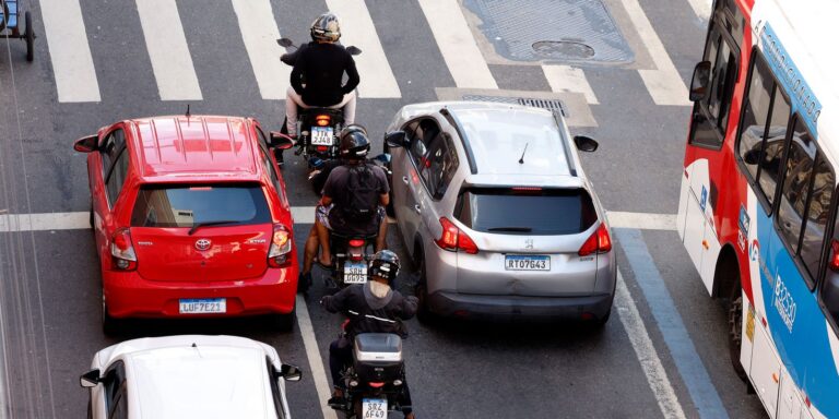 Regras para ciclomotores começam a valer nesta quinta; saiba mais