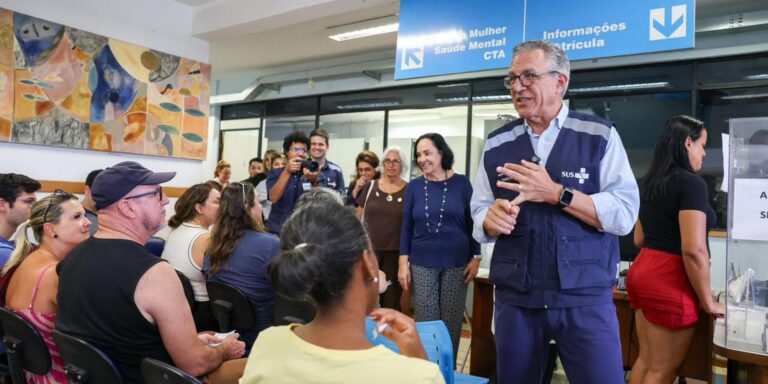 SUS vai vacinar profissionais de saúde contra dengue em fevereiro
