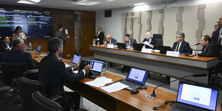 Crime Organizado: CPI convida Moraes e Toffoli para falarem do Master