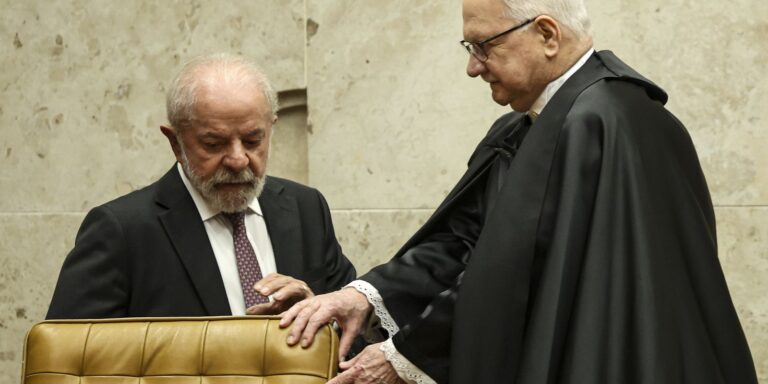 “Brasil é maior que golpistas”, diz Lula na abertura do ano Judiciário