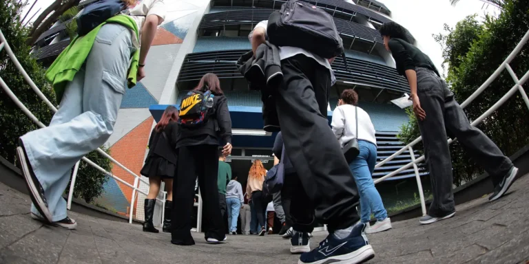 Pré-selecionados têm até fim da noite para completar cadastro no Fies