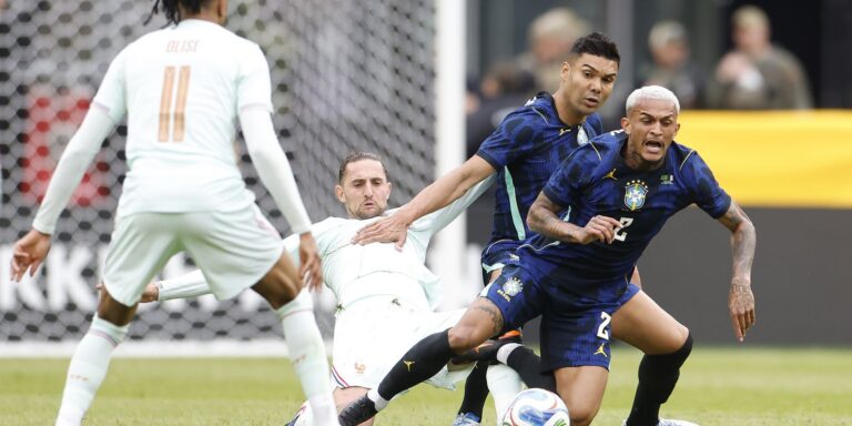 Brasil joga mal e perde de 2 a 1 para a França nos EUA