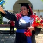 Mulher trans chega à universidade 25 anos após violências na escola