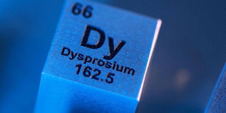 Empresa dos EUA compra mineradora brasileira de terras raras