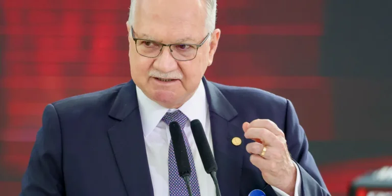 Encerramento do inquérito das fake news está em pauta, diz Fachin