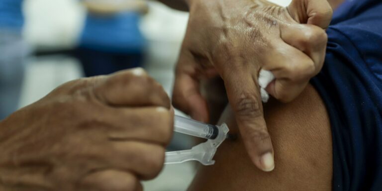 Casos de influenza A continuam a crescer no Brasil, diz Fiocruz