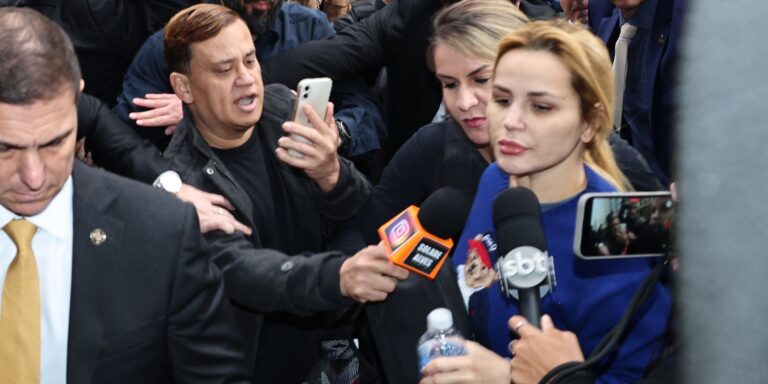 Influenciadora Deolane Bezerra é presa em ação da Polícia Civil de SP
