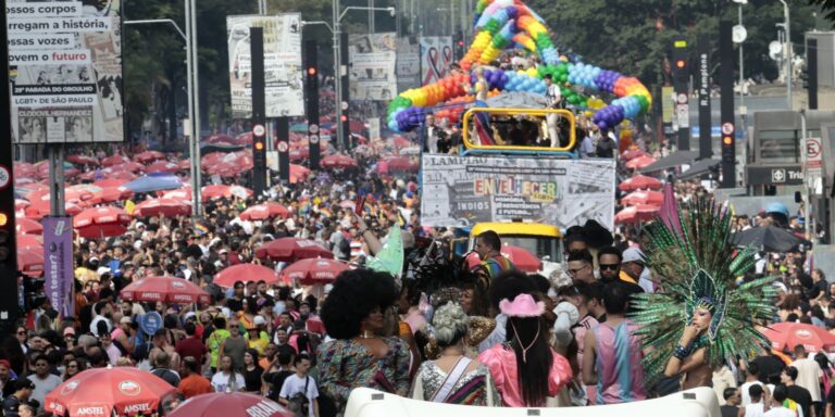 PL que veta criança em evento LGBTQIA+ é inconstitucional, diz jurista