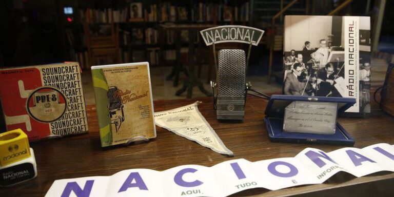 Rádio Nacional faz campanha para reunir arquivos históricos