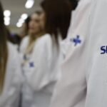 Candidatos a residência médica já podem se inscrever para o Enare 2026
