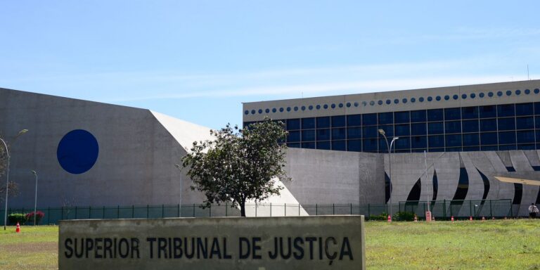 STJ marca depoimento de mulheres que acusam ministro Buzzi de assédio
