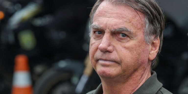 PGR defende que Bolsonaro seja mantido em prisão domiciliar