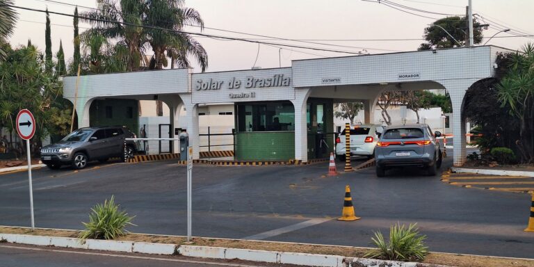 PF não encontra armas após cumprir busca na casa de Bolsonaro