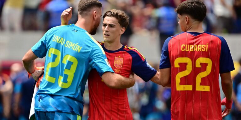 Espanha e Portugal, EUA e Bélgica jogam hoje pelas oitavas da Copa