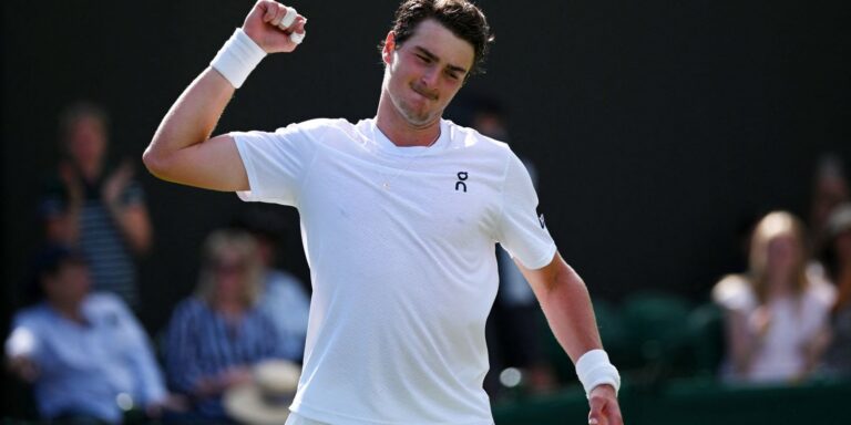 João Fonseca crava segunda vitória no Torneio de Wimbledon, em Londres