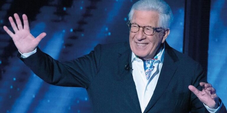 Morre Peppino di Capri, ícone da música italiana, aos 86 anos
