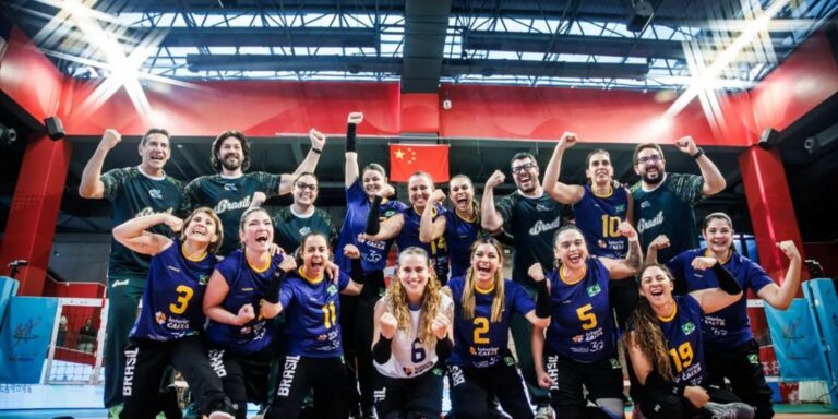 Brasil vence anfitriã China e vai à final do Mundial de vôlei sentado