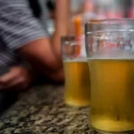 Álcool e cigarro podem causar cegueira, alertam especialistas