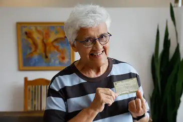 Rio de Janeiro (RJ), 19/10/2026 – Retrato de Suely Mendonça, aposentada de 79 anos que vai exercer o voto nas Eleições de 2026. Foto: Fernando Frazão/Agência Brasil